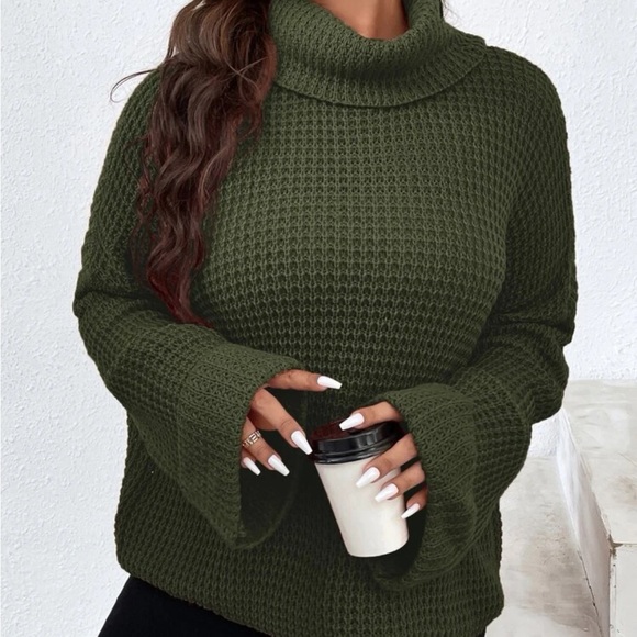 Luxe turtleneck knot sweater top - Picture 4 of 16